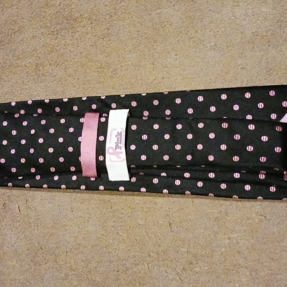 Mens Breast Cancer Awareness Tie - Picture 4 of 4